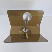 Porte-revues en plexiglas et acier brossé, 1970