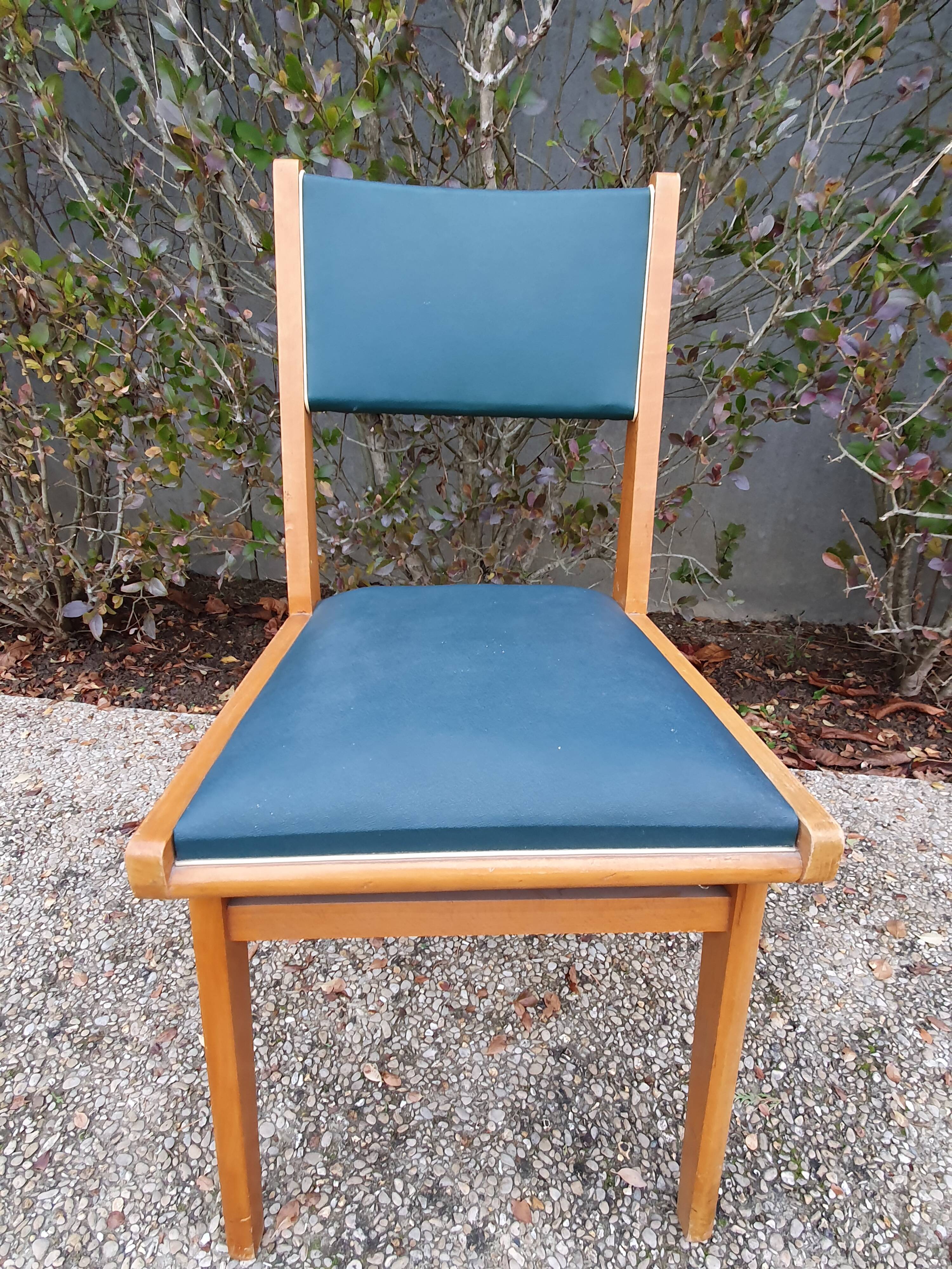 Wooden and skaî office chair
