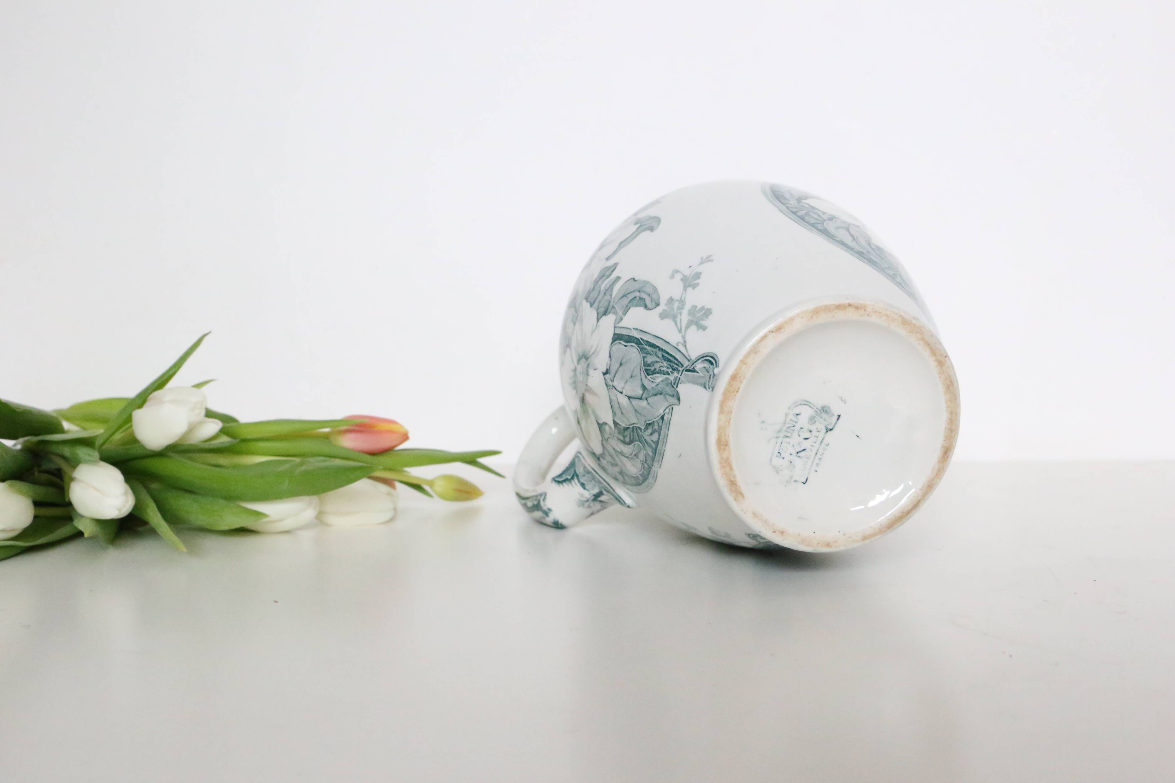 Pitcher, Keller and Guerin, Petunia, Iron Earth