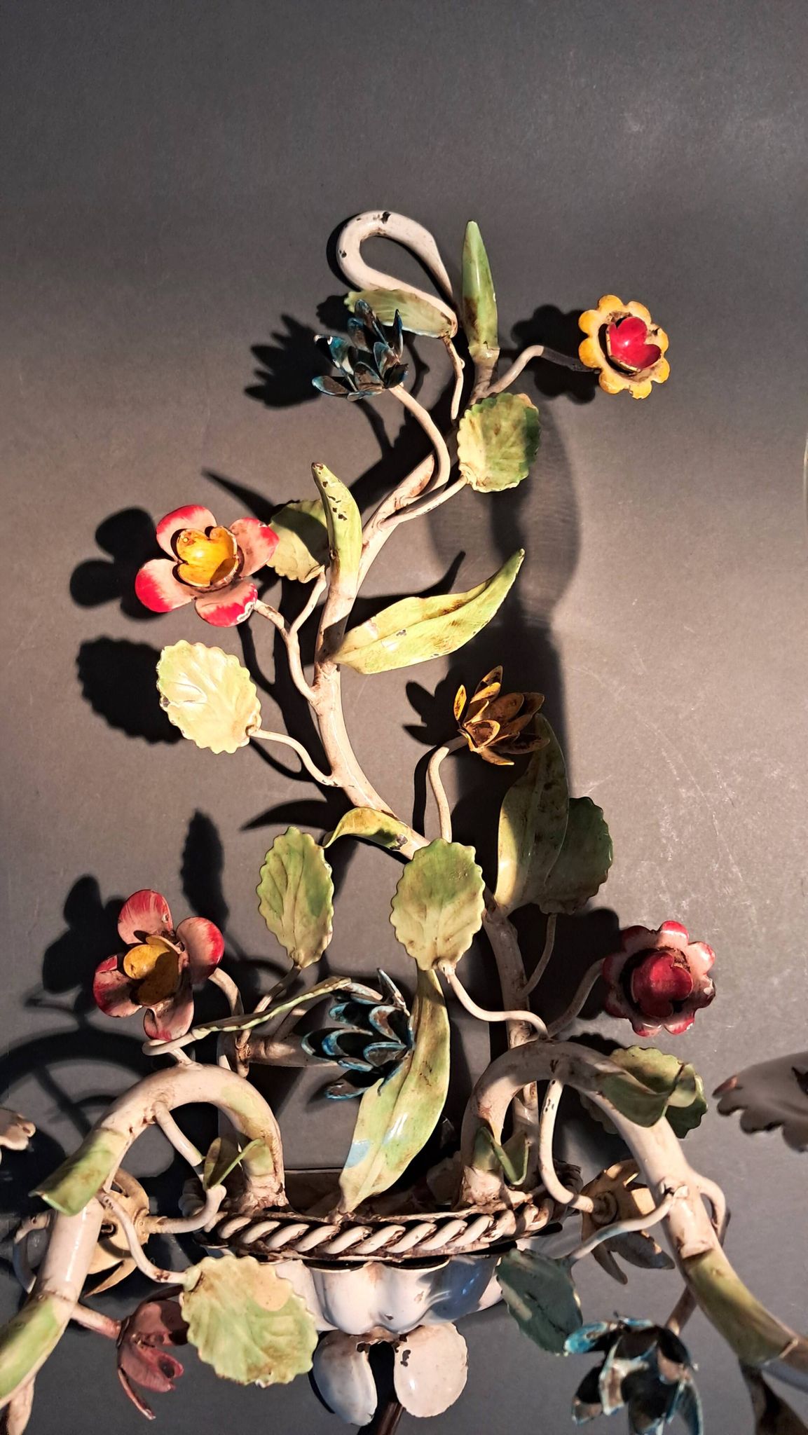 Two-light polychrome painted wrought iron wall lights, Italy 1950/1960.