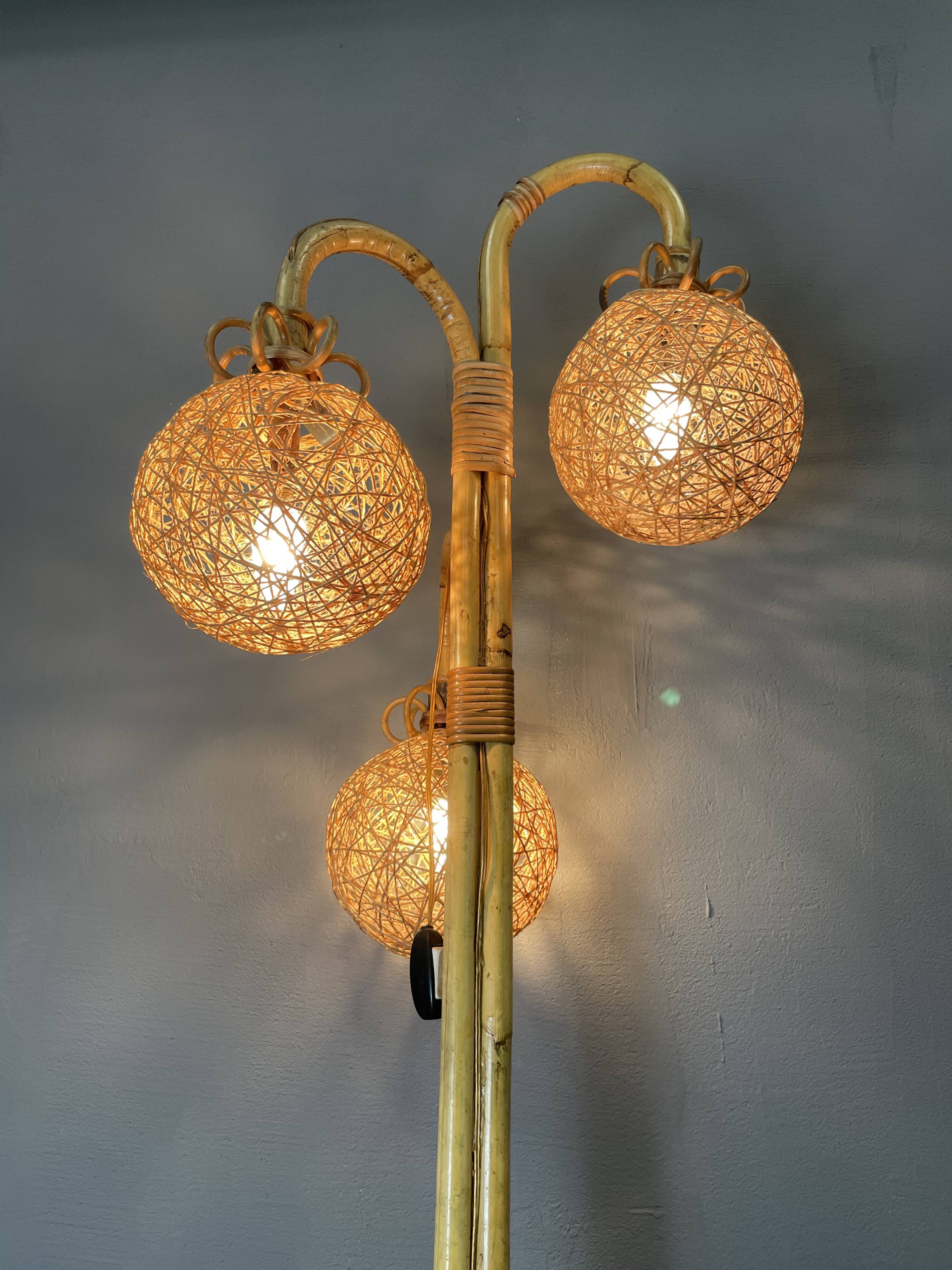 Rattan floor lamp 3 fires 50s