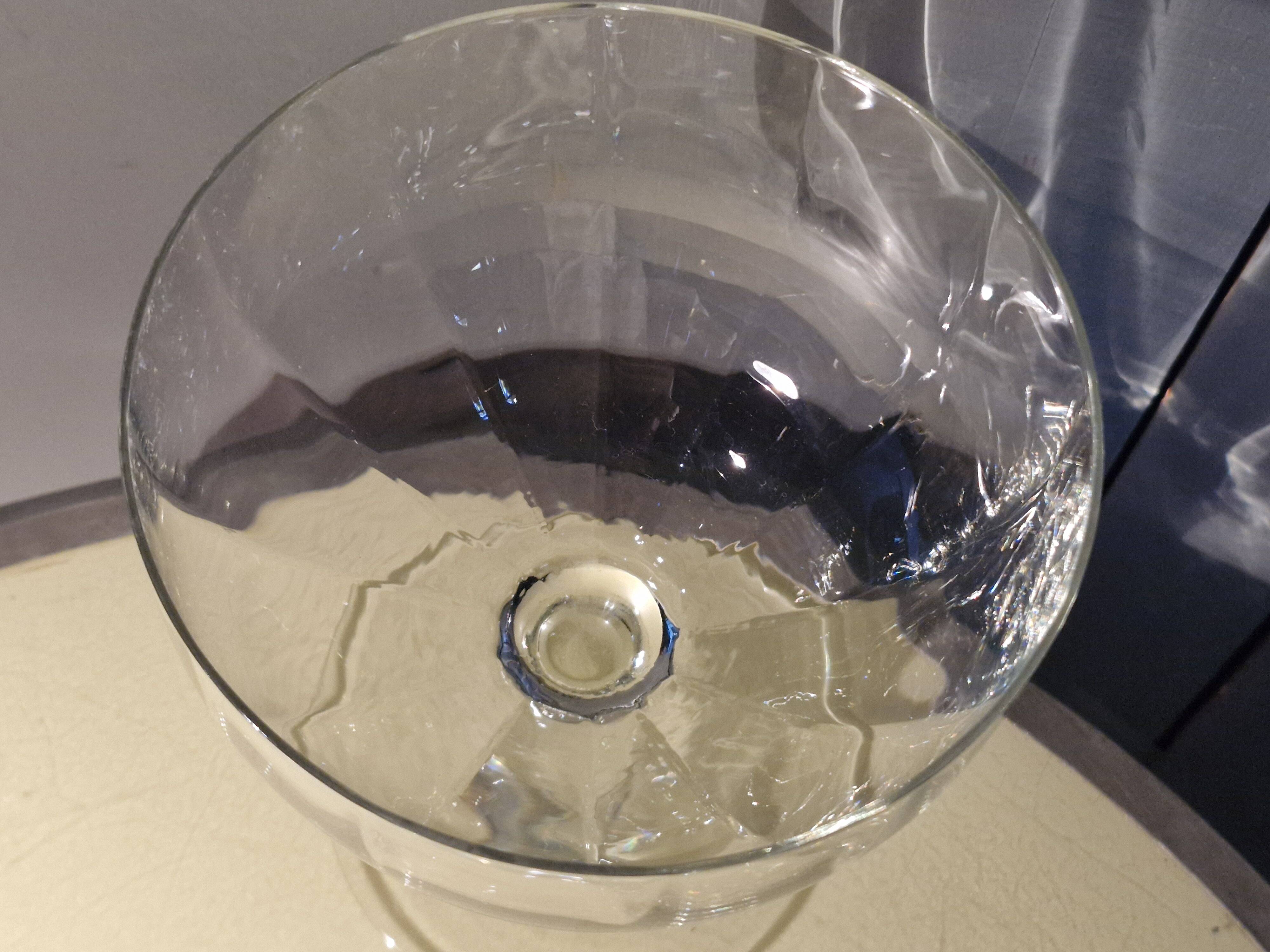 2 large ice cream bowls, dessert or otherwise, in crystal from the 1920s.