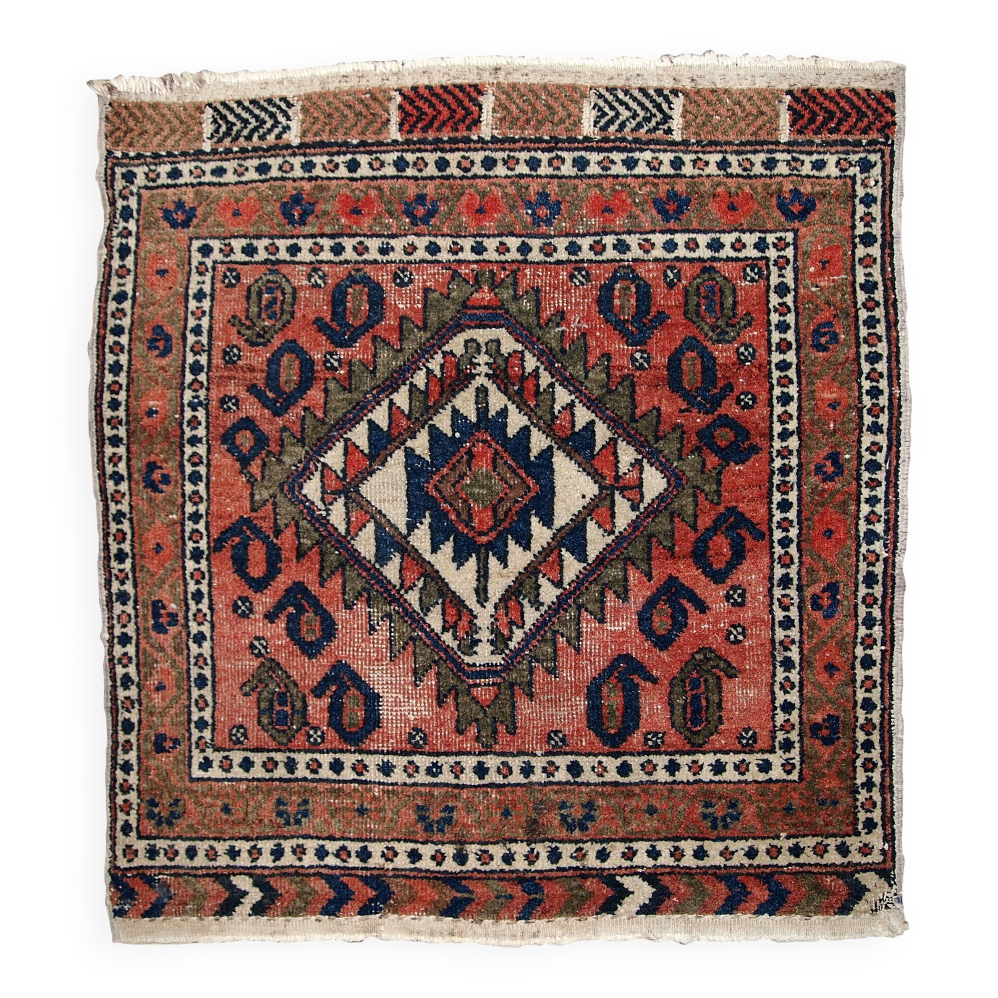 Tapis ancien fait main Kurdish Bagface en laine rouge pâle (55cm x 59cm)