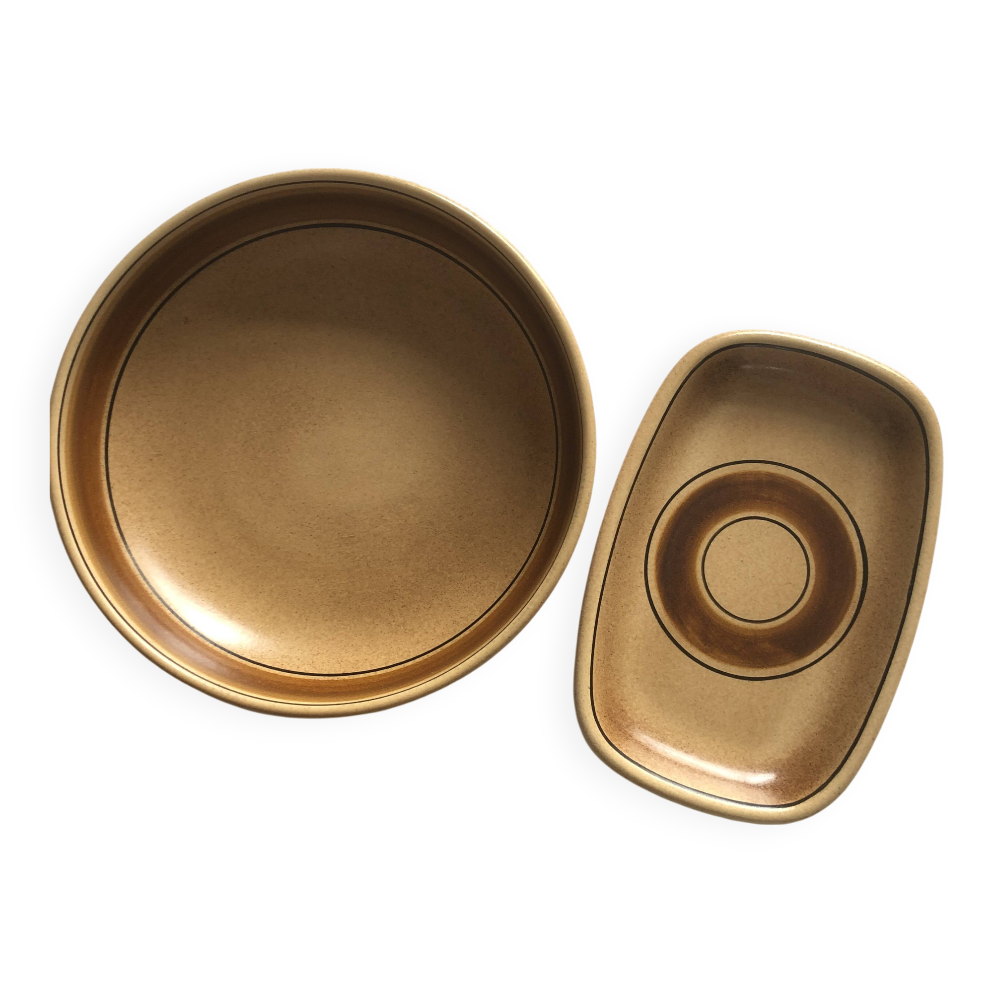 Round dish and serving bowl in Salins stoneware