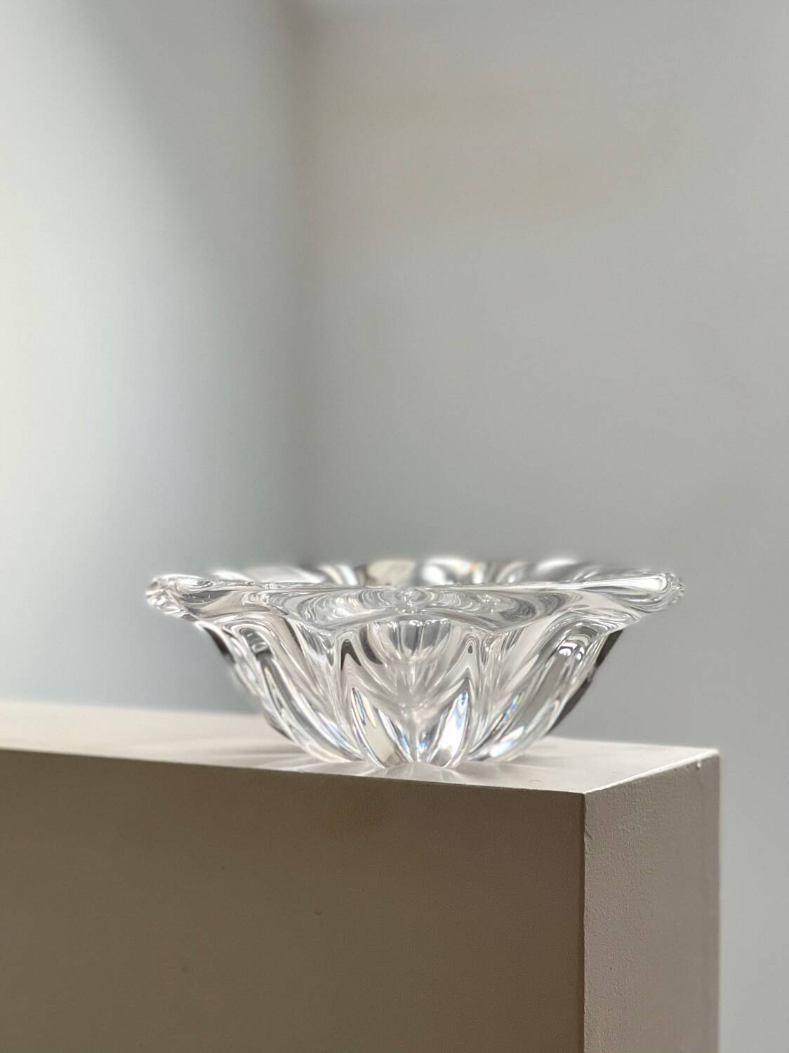 Crystal catchall by St Lambert