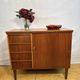Buffet latéral en teck rétro des années 50, vers 1960, design danois, Scandinavie.