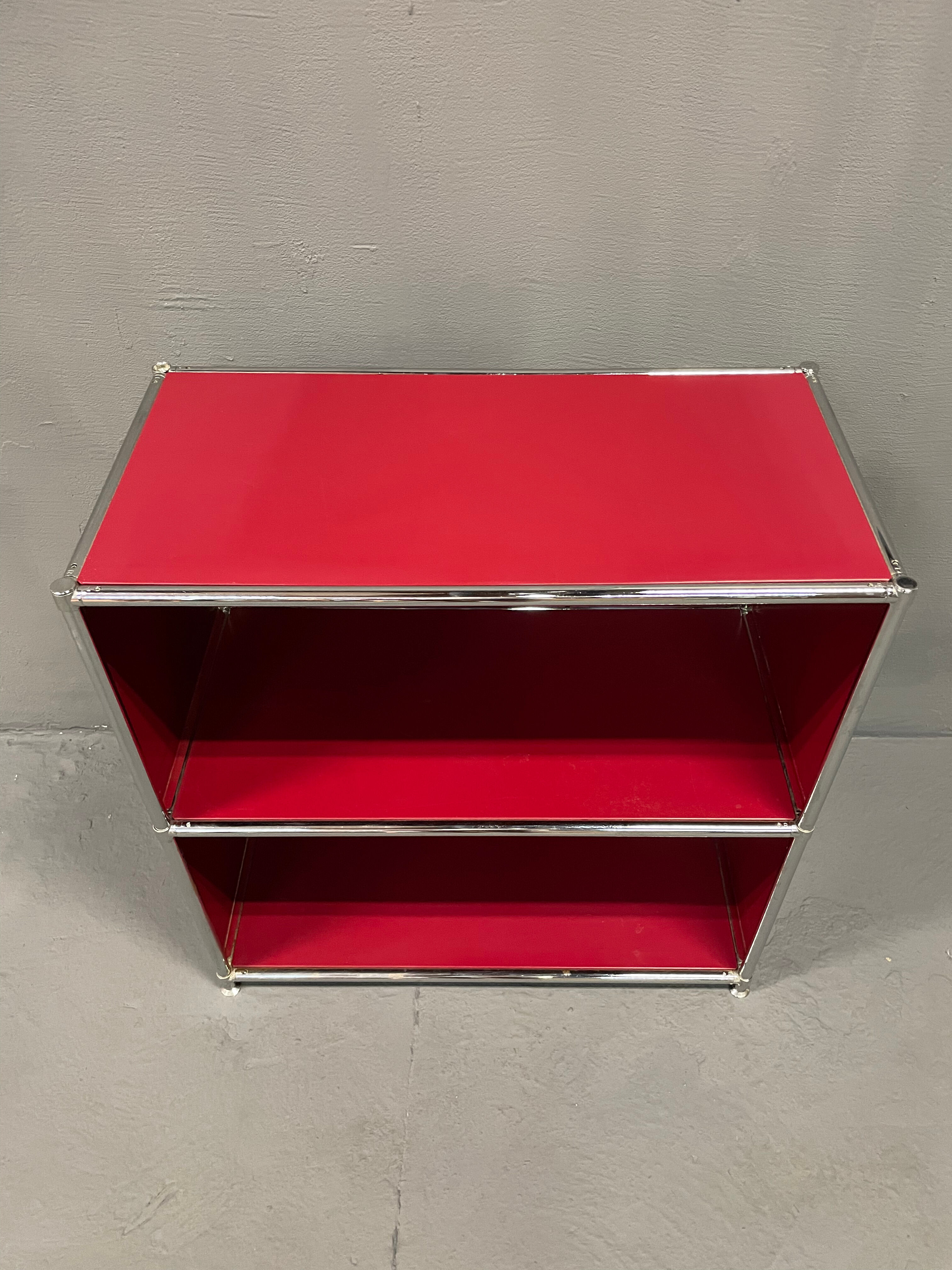 Red USM Haller Library