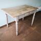 Table en bois bureau patine grise