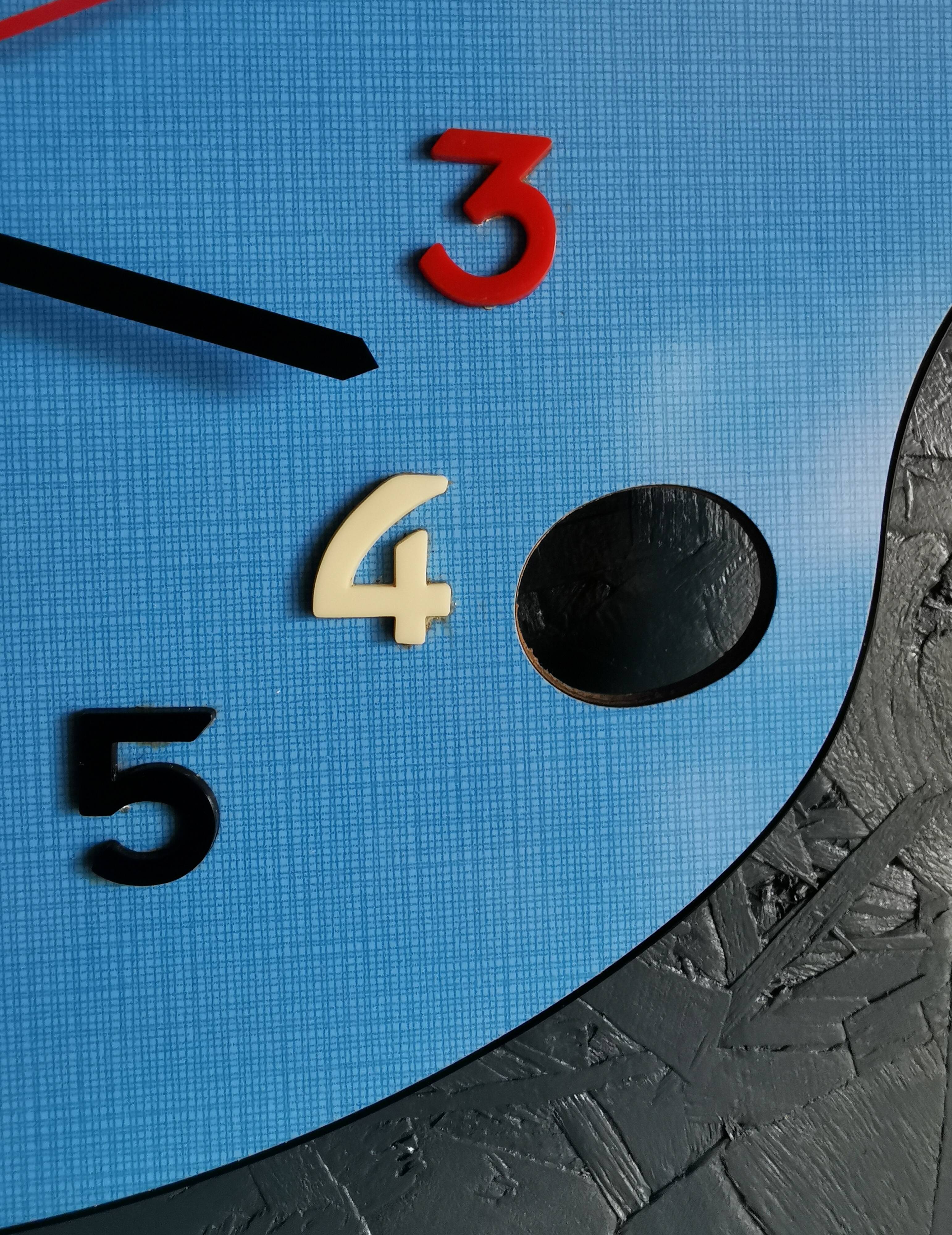 Vintage formica clock silent wall clock painter palette "Carrez bleu"