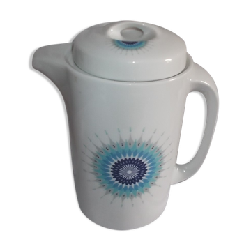 High porcelain coffee pot from Berry