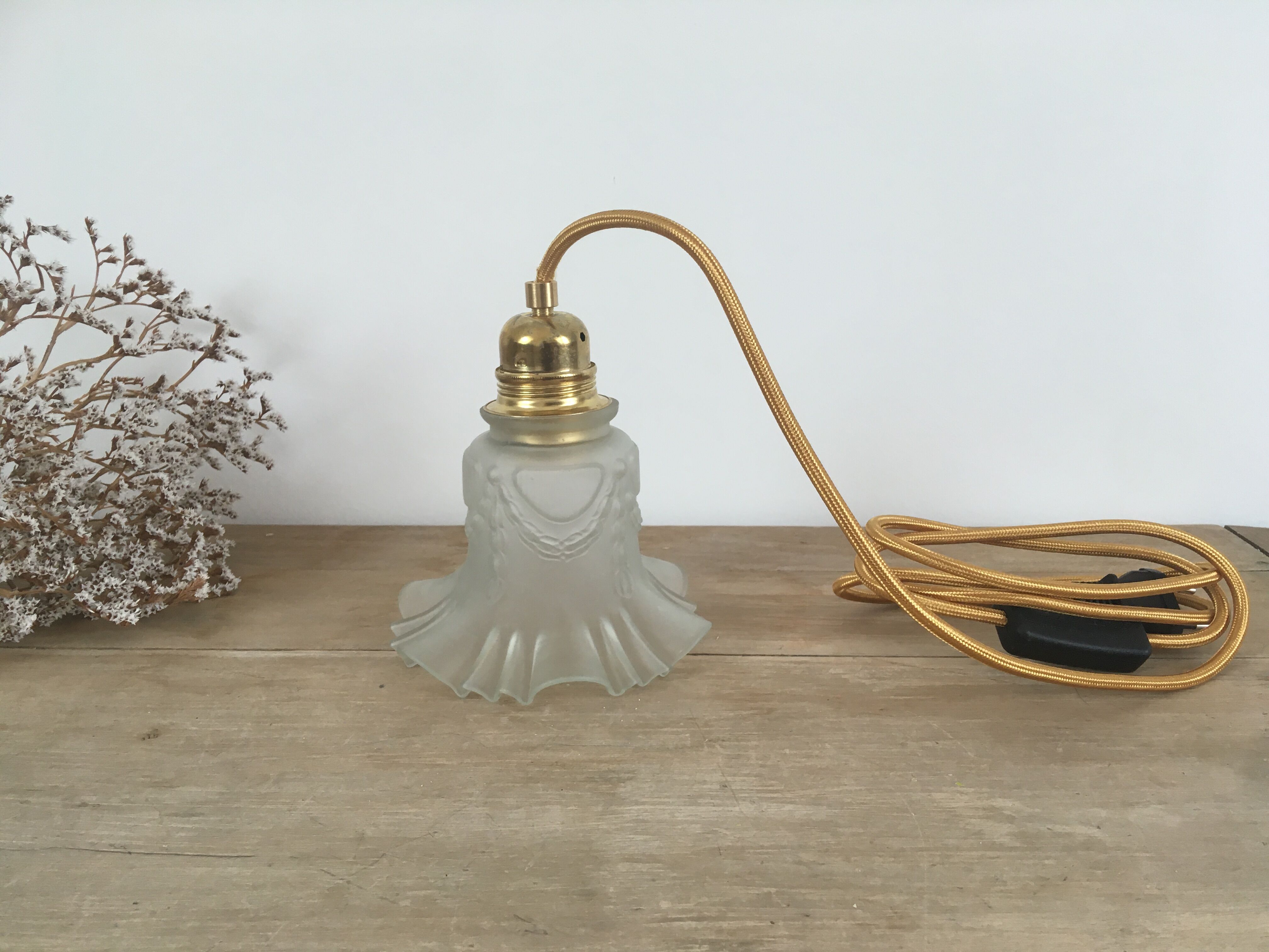 Art Deco tulip walklight
