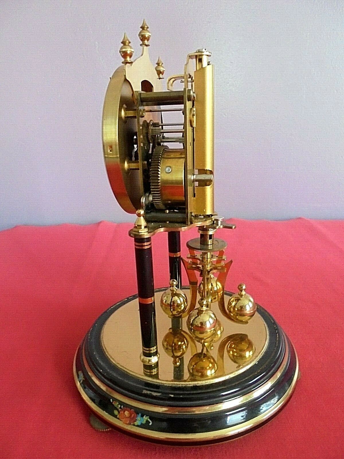 Old perpetual movement Kundo pendulum