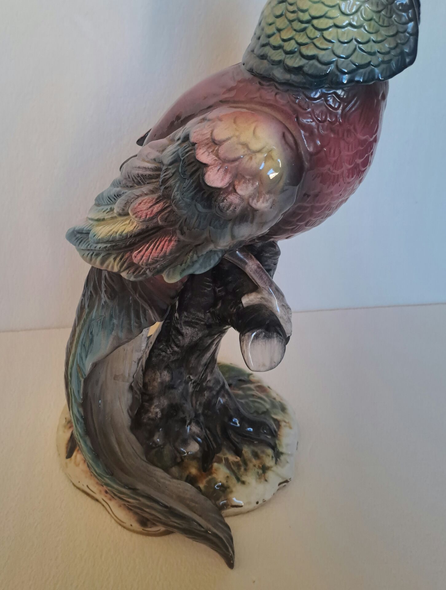 Large rooster sculpture in Capodimonte porcelain.
