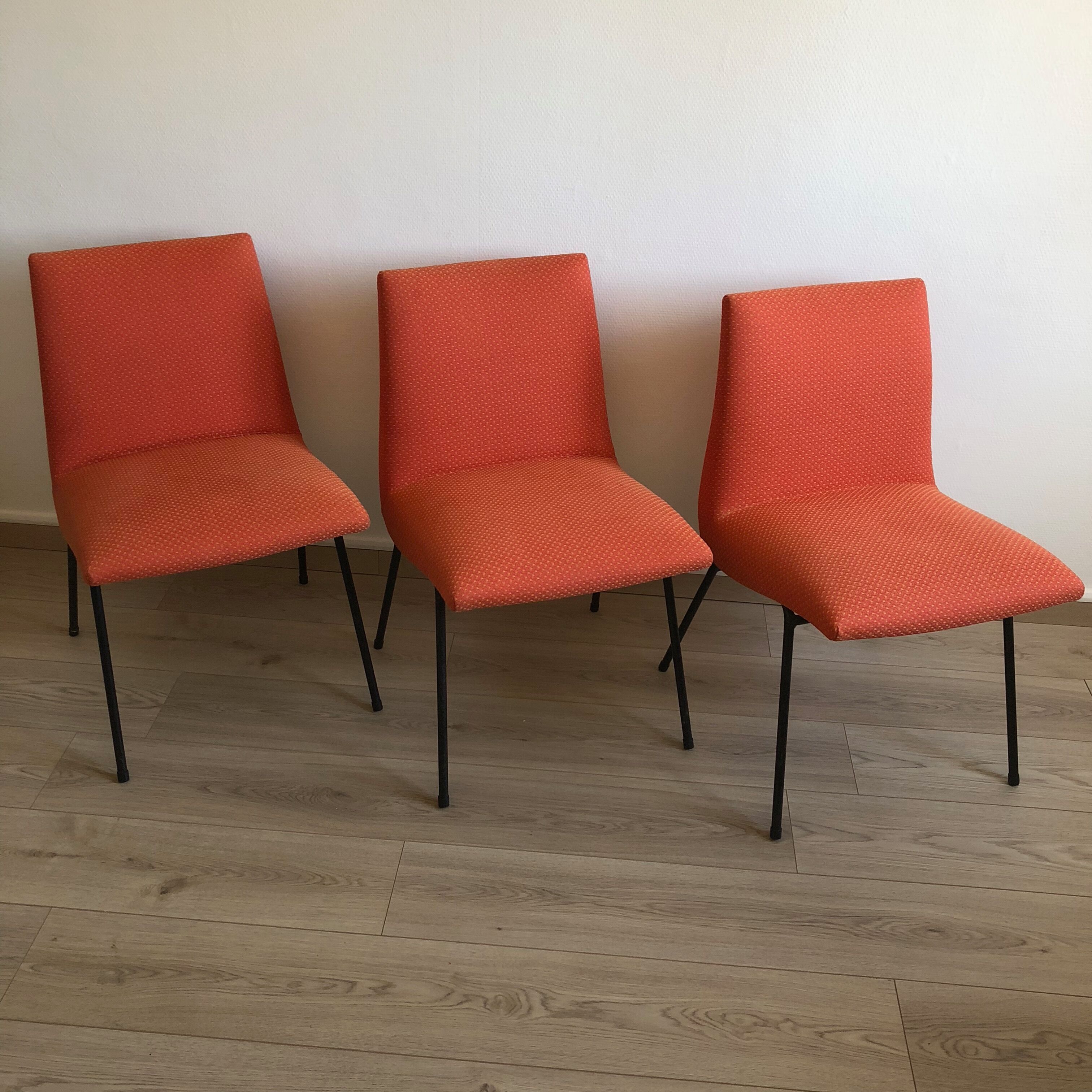 Suite 3 vintage chairs 1950 CM 145 Pierre Paulin
