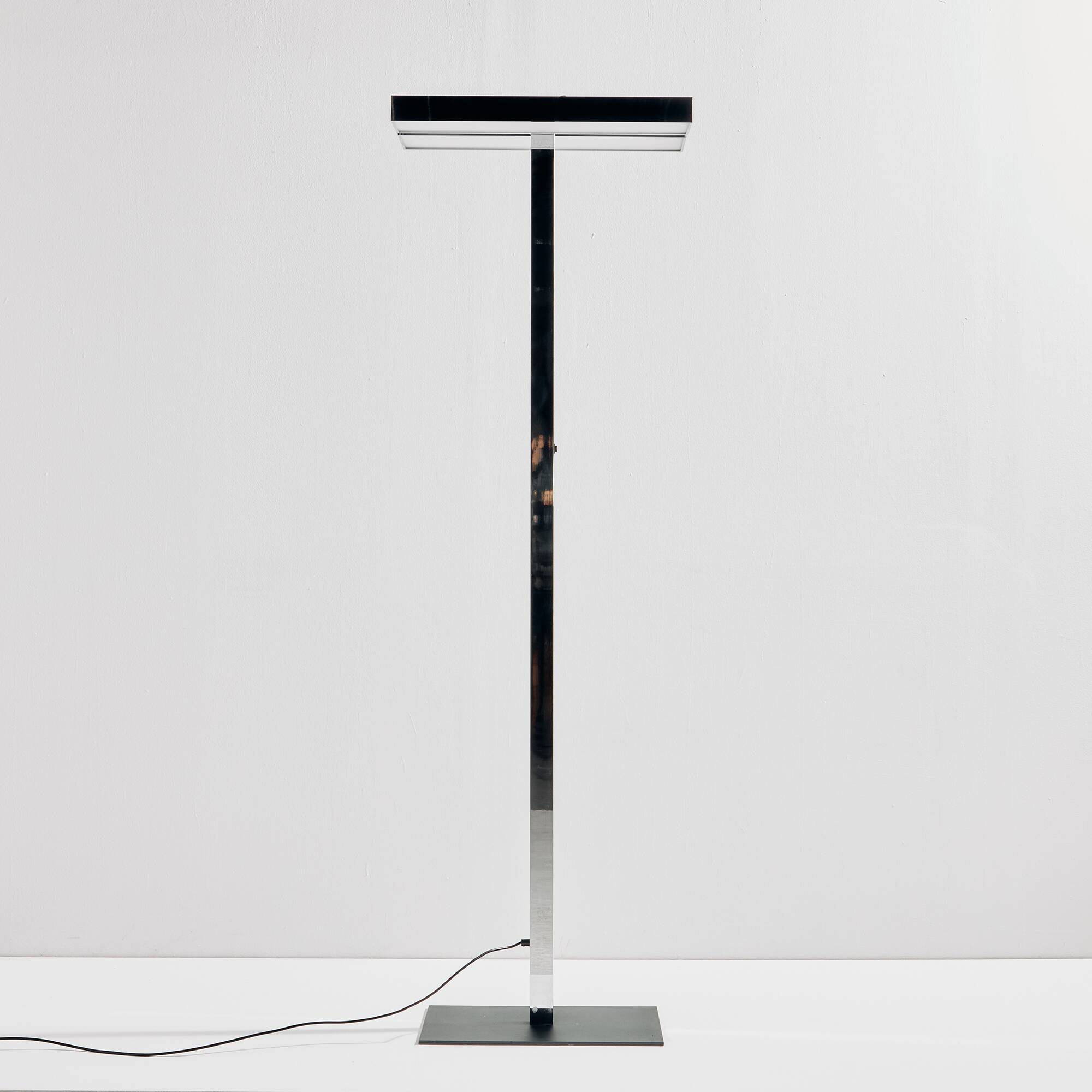 Cubic-S floor lamp by Lightnet