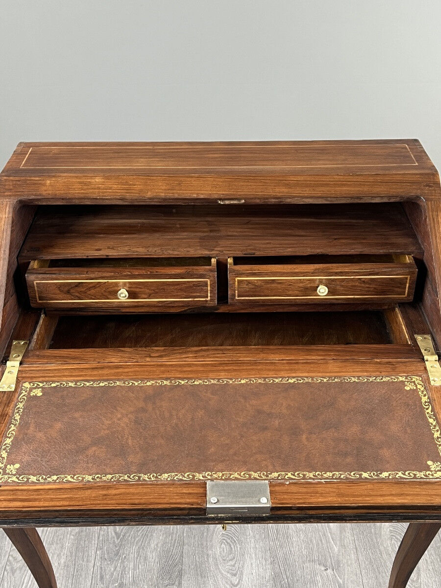 Secretary with a drop-down front in marquetry, Louis XV style, 19th century.