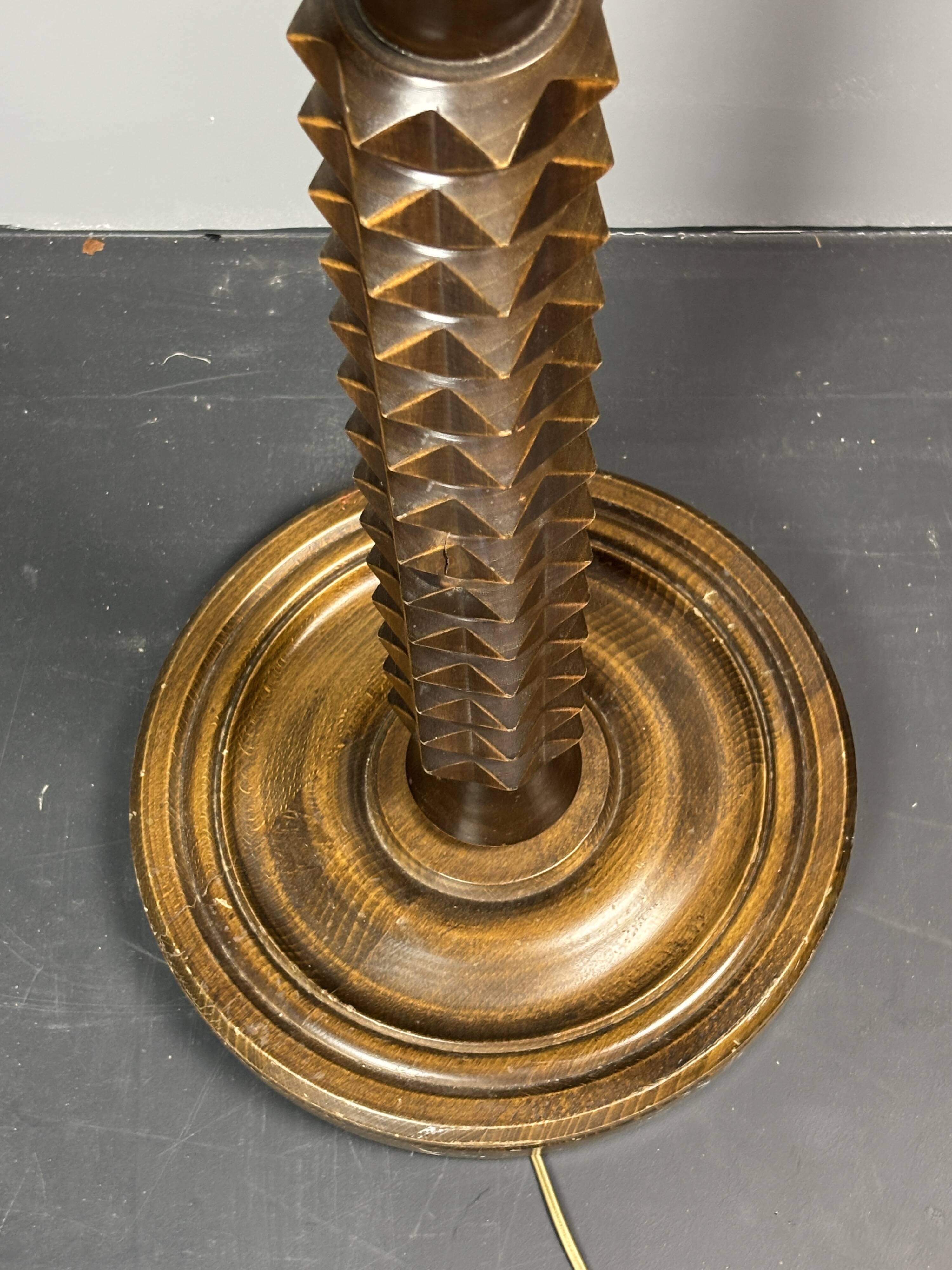Lampadaire brutaliste du milieu du siècle dans le style de Charles Dudouyt, années 1950.