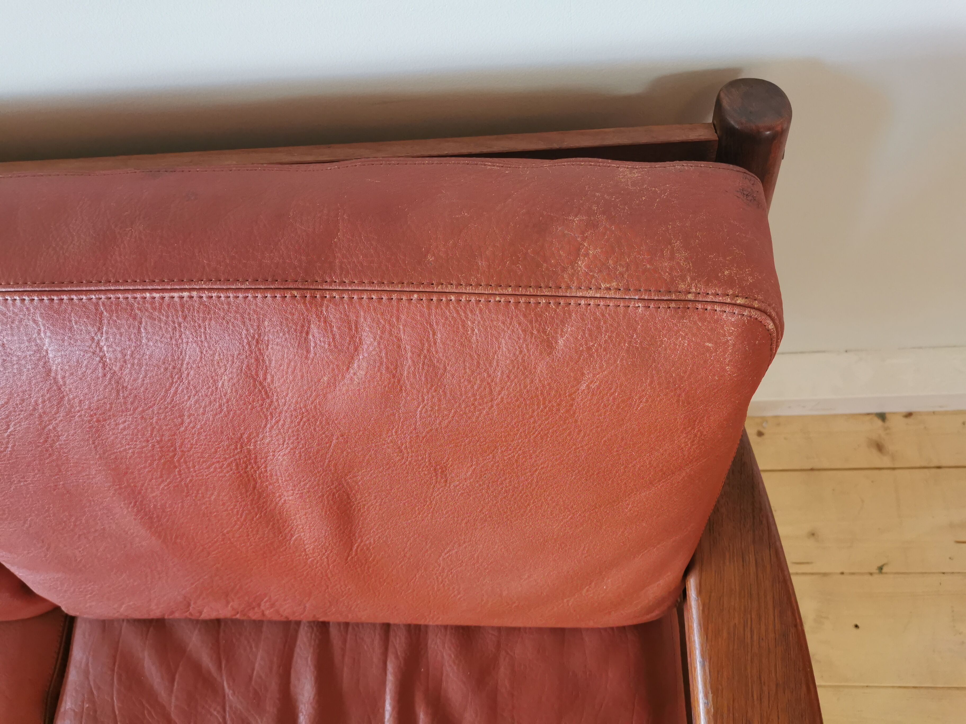 Dyrlund leather sofa from the 60s