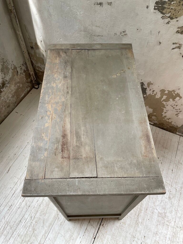 Confectioner furniture loom gray blue