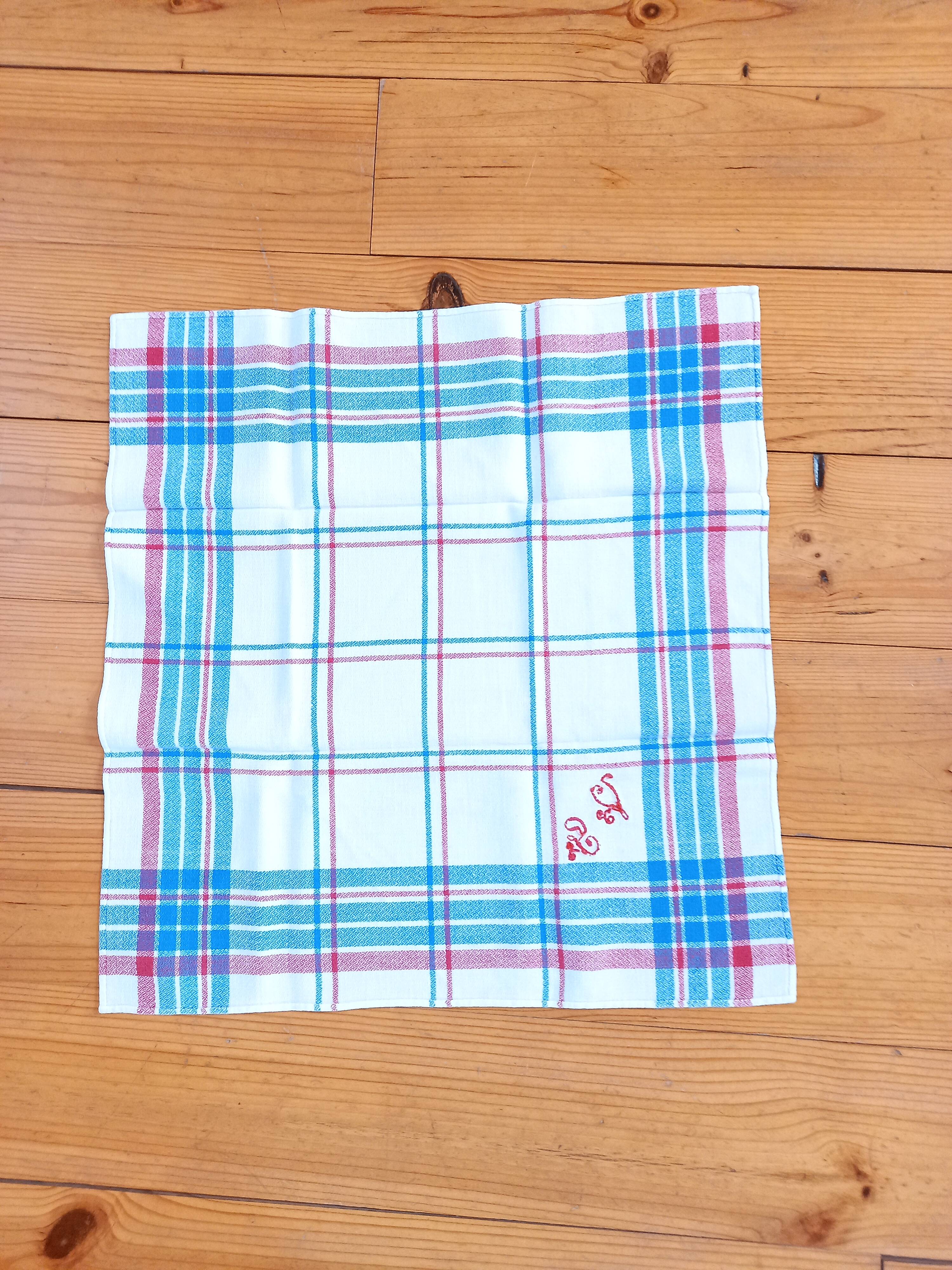 Nappe campagne chic et ses 6 serviettes monogrammées vg