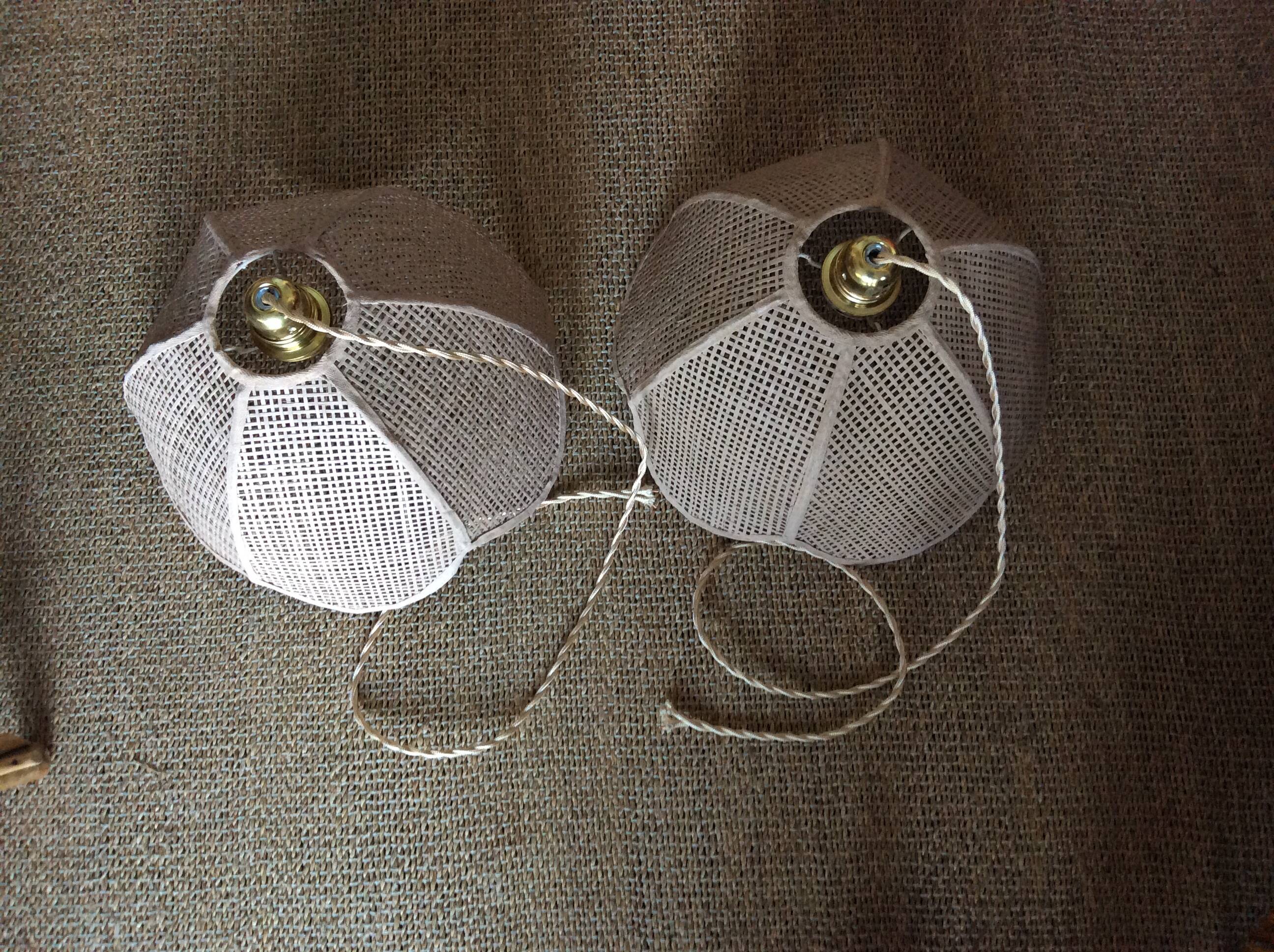 2 flower hangings