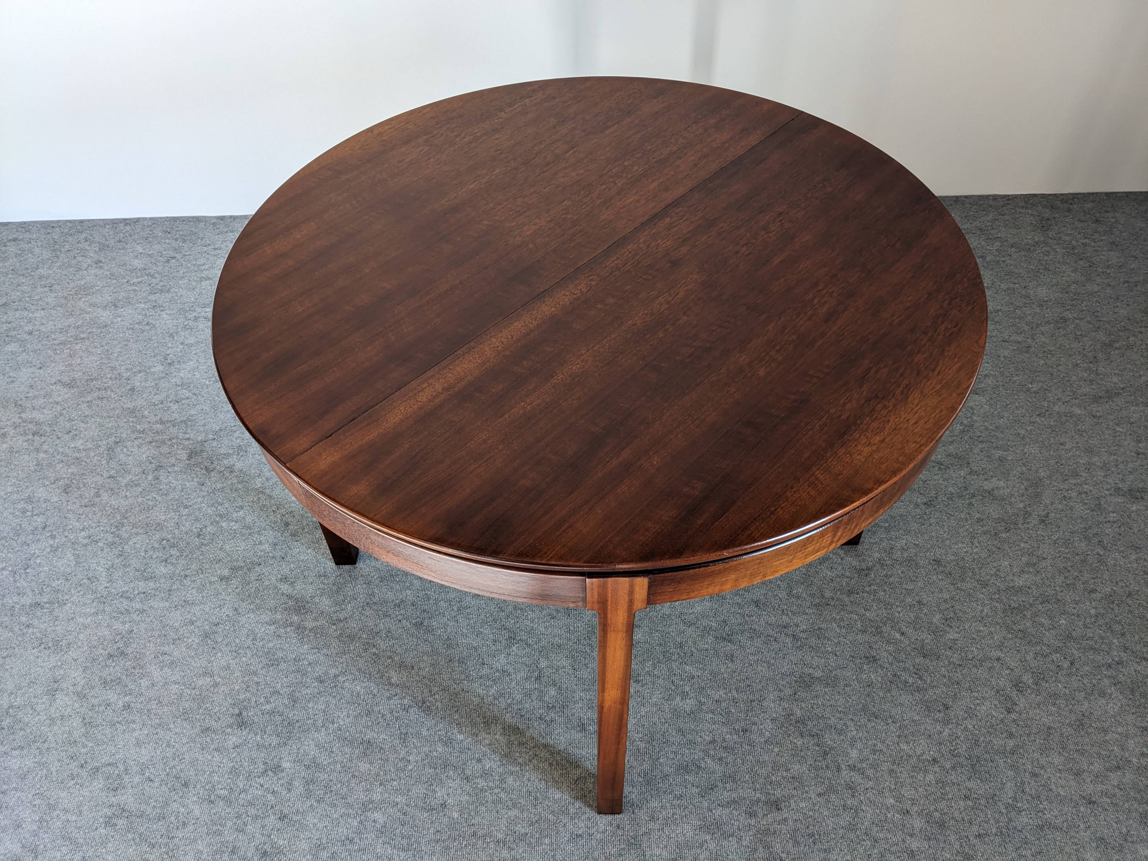 Extendable teak dining table from the 60s/70s