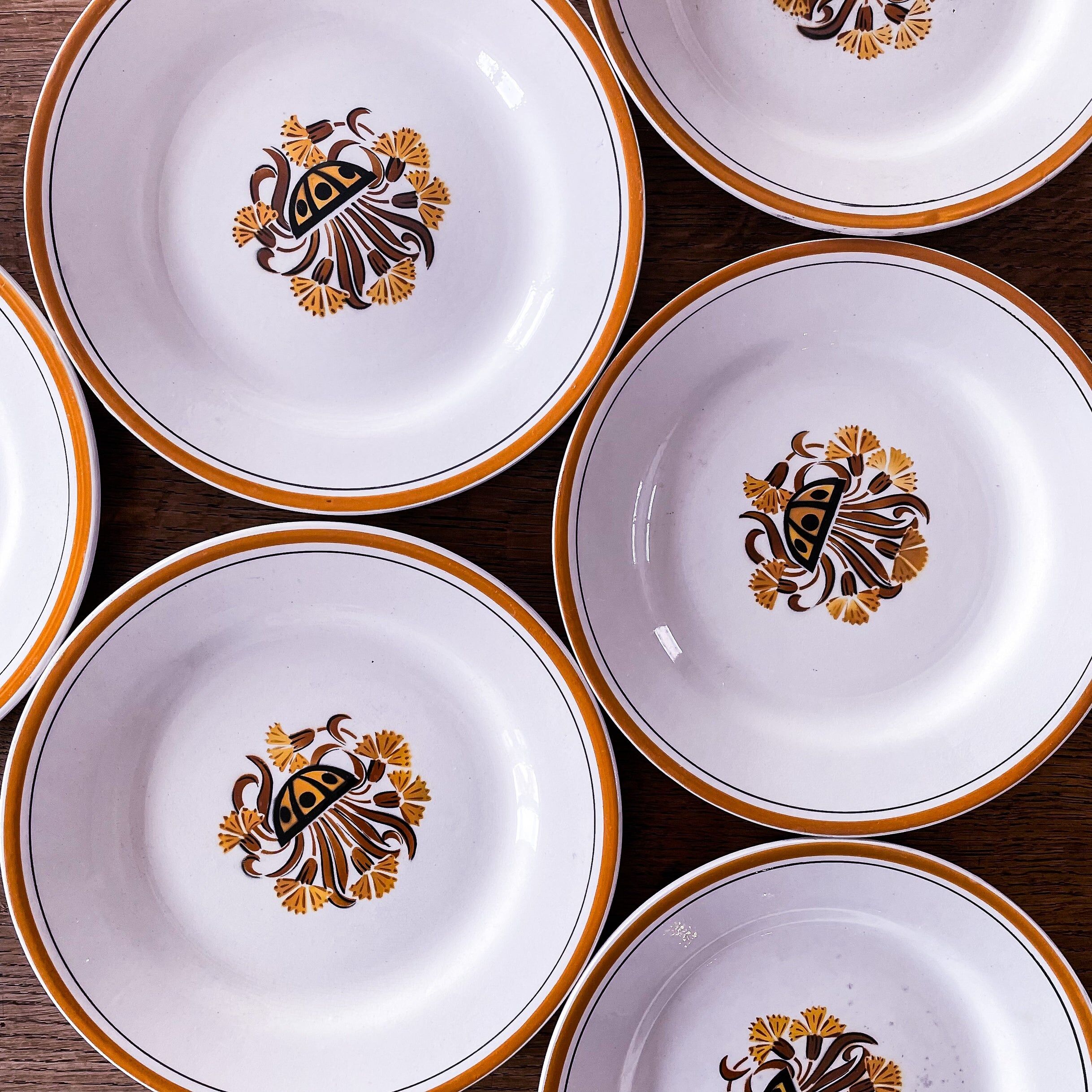 Suite of 6 Creole plates and montereau Oeillet