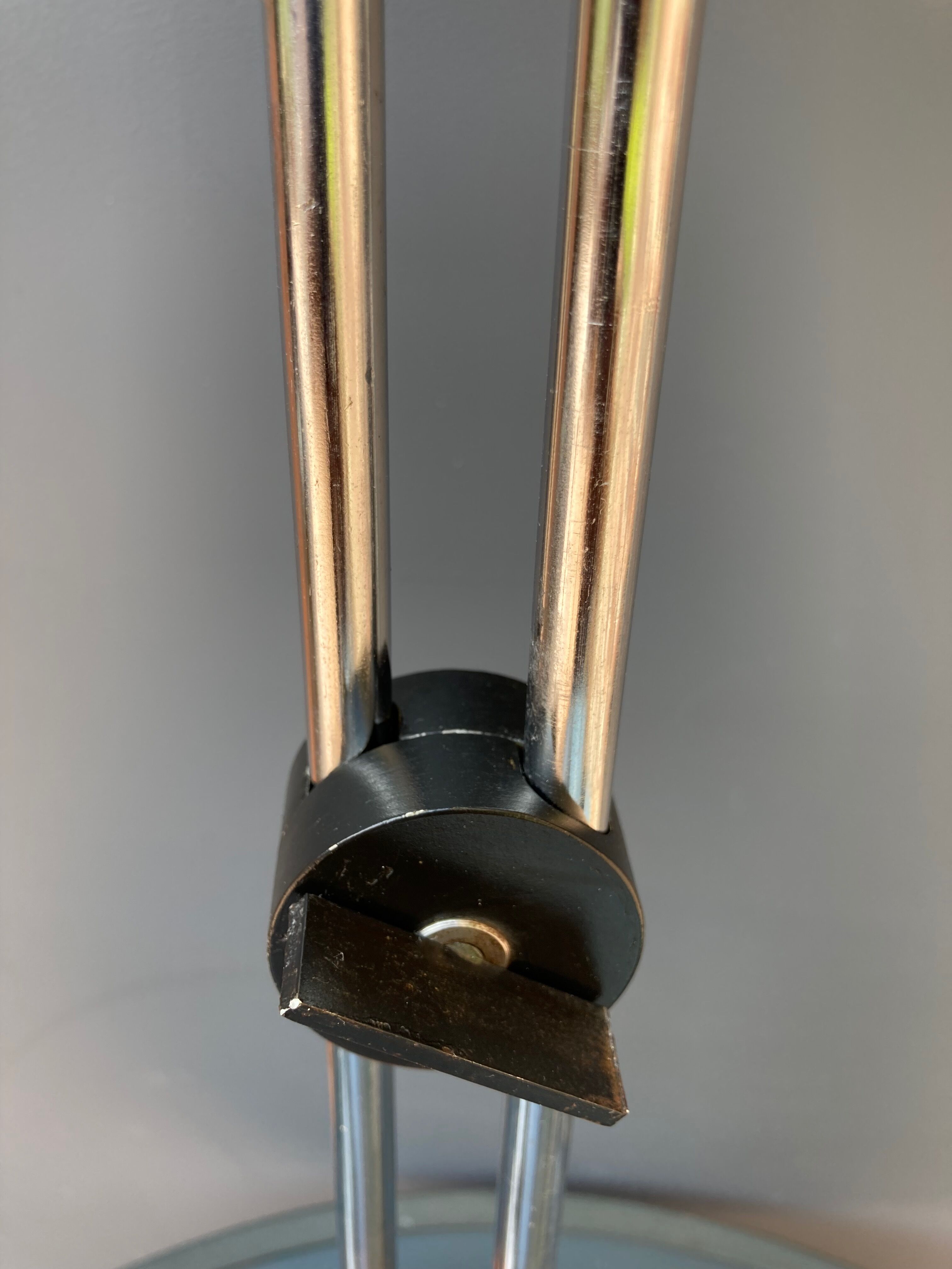 Lampe design avant-gardiste des années 1950