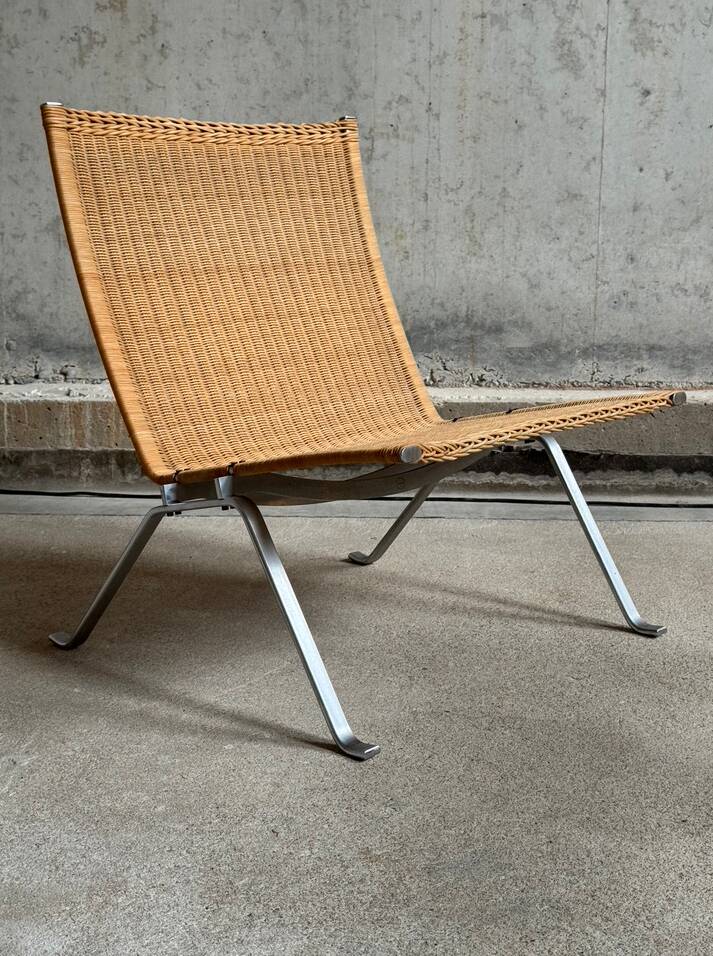 PK22 lounge chair by Poul Kjærholm for Fritz Hansen