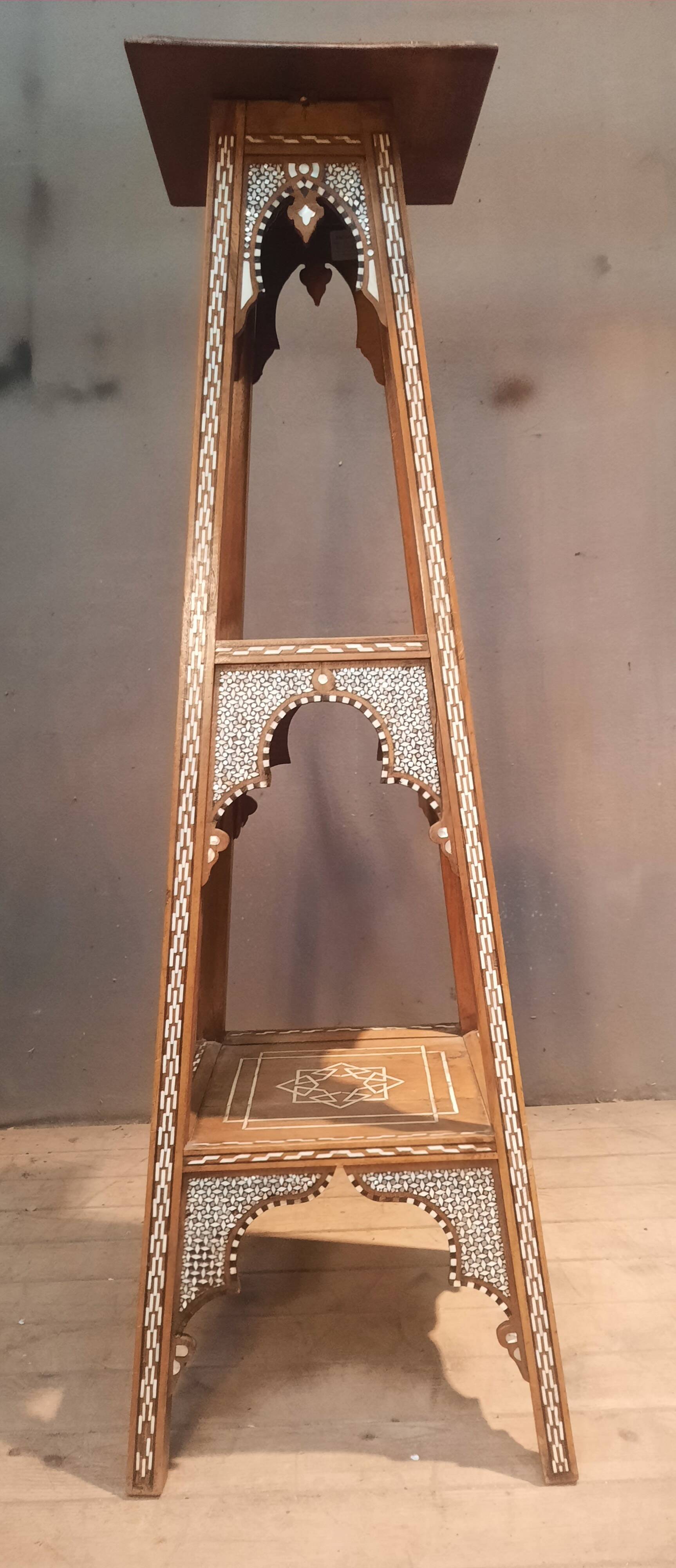 Eastern wooden and mother-of-pearl seat