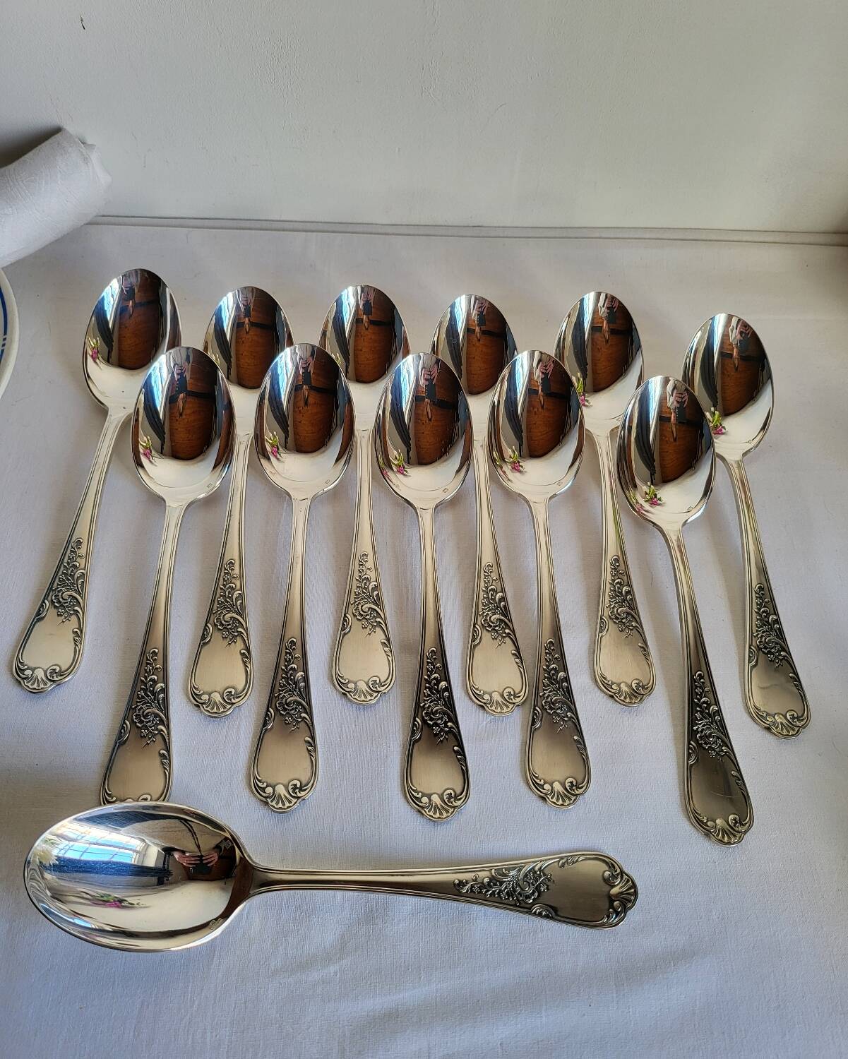 12 large silver-plated metal table spoons by Guildart