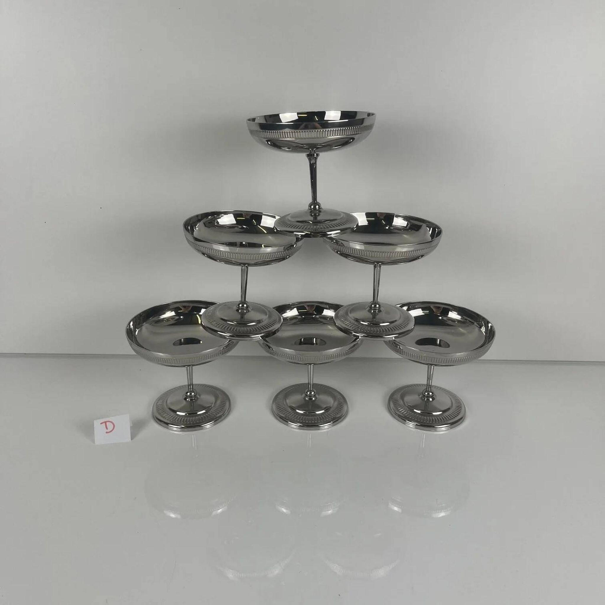 Lot de 6 coupes à glaces en métal, 1970 - Modèle D