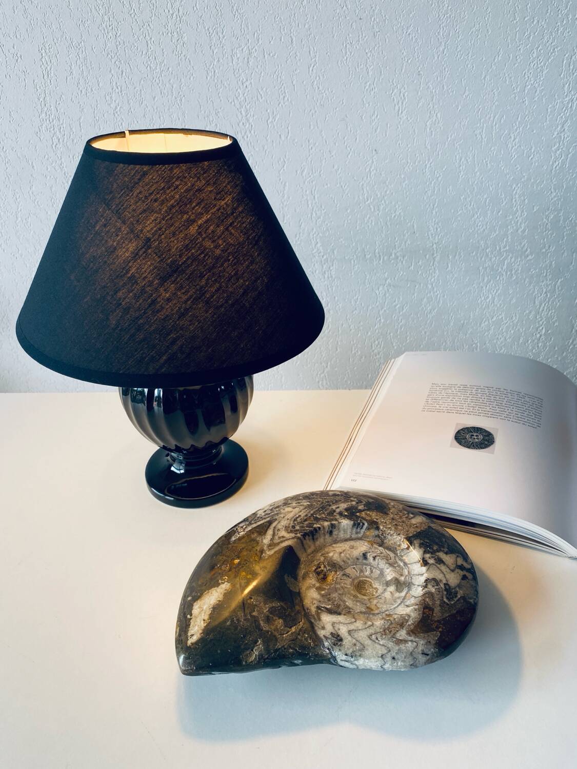 Lampe antique noire en céramique