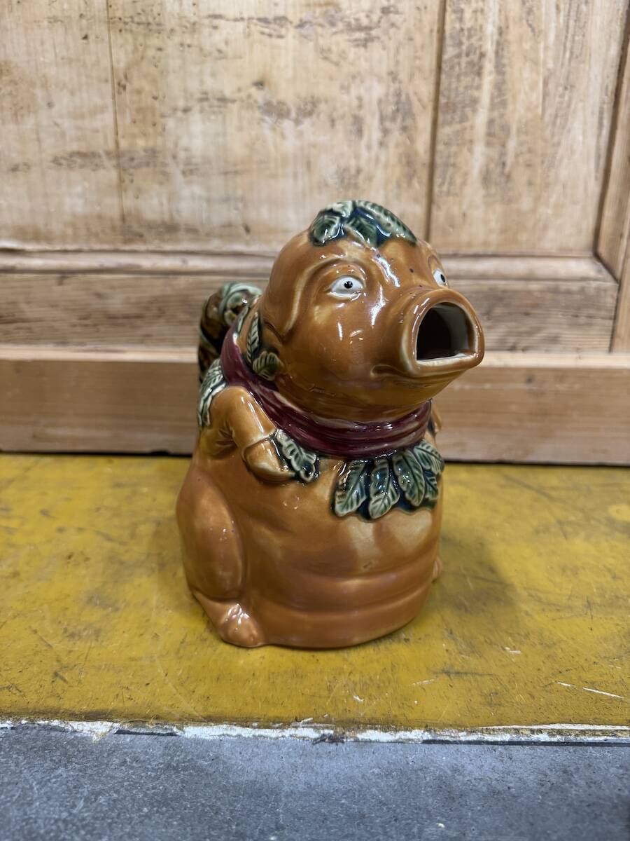 Vintage pig ceramic carafe