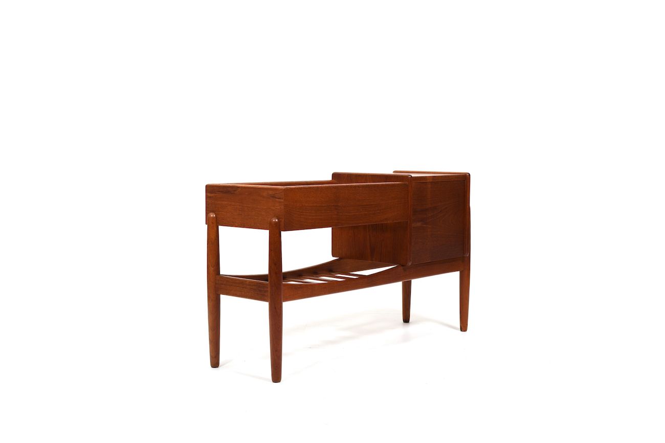 Teak planter by Arne Wahl Iversen 1960
