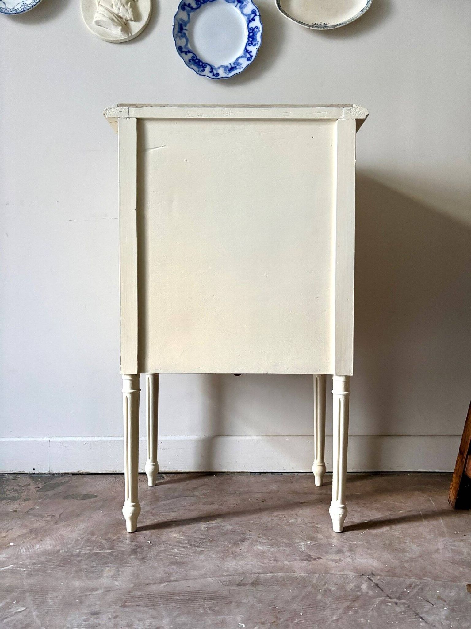 3-drawer chest of drawers in ecru wood and gray marble
