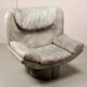 Fauteuil de salon italien en cuir gris, design accrocheur, par Ammanati & Vitello, années 1970