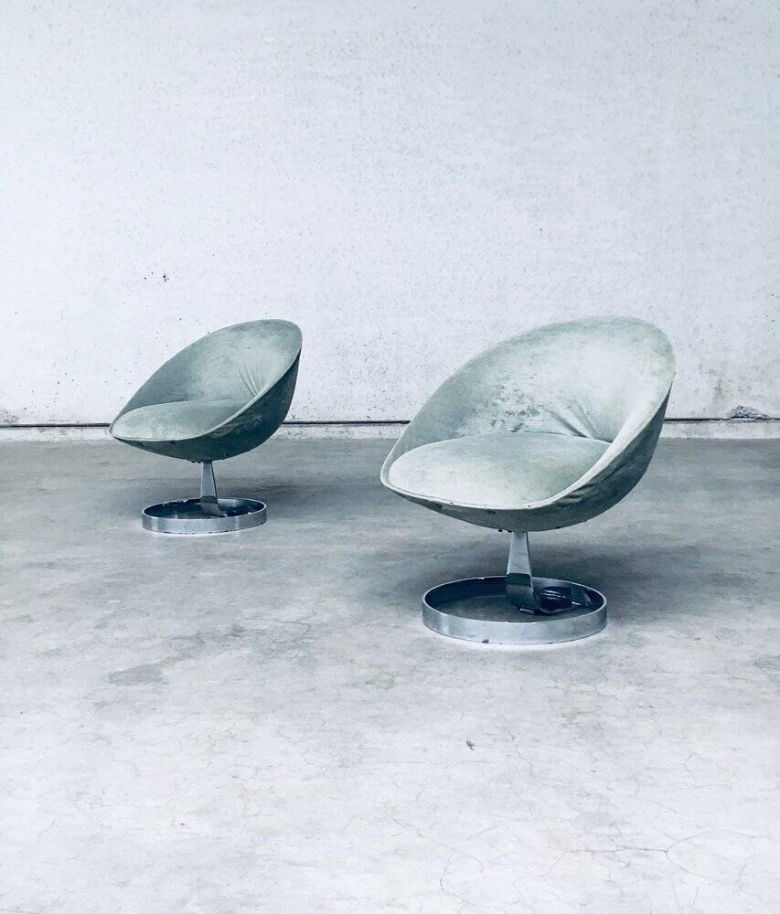 Set of Space Age Sphere Pod Lounge Chairs, France, 1960s
