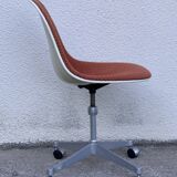 Charles and Ray Eames' office chair for Herman Miller 1960