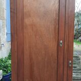 Armoire parisienne