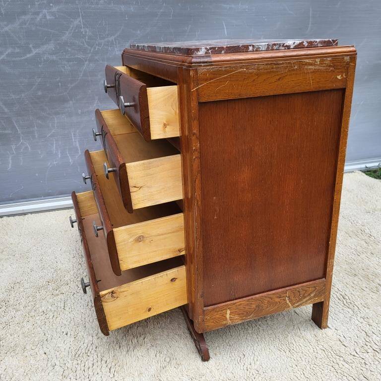1930 Art Deco chest of drawers with recessed pink marble
