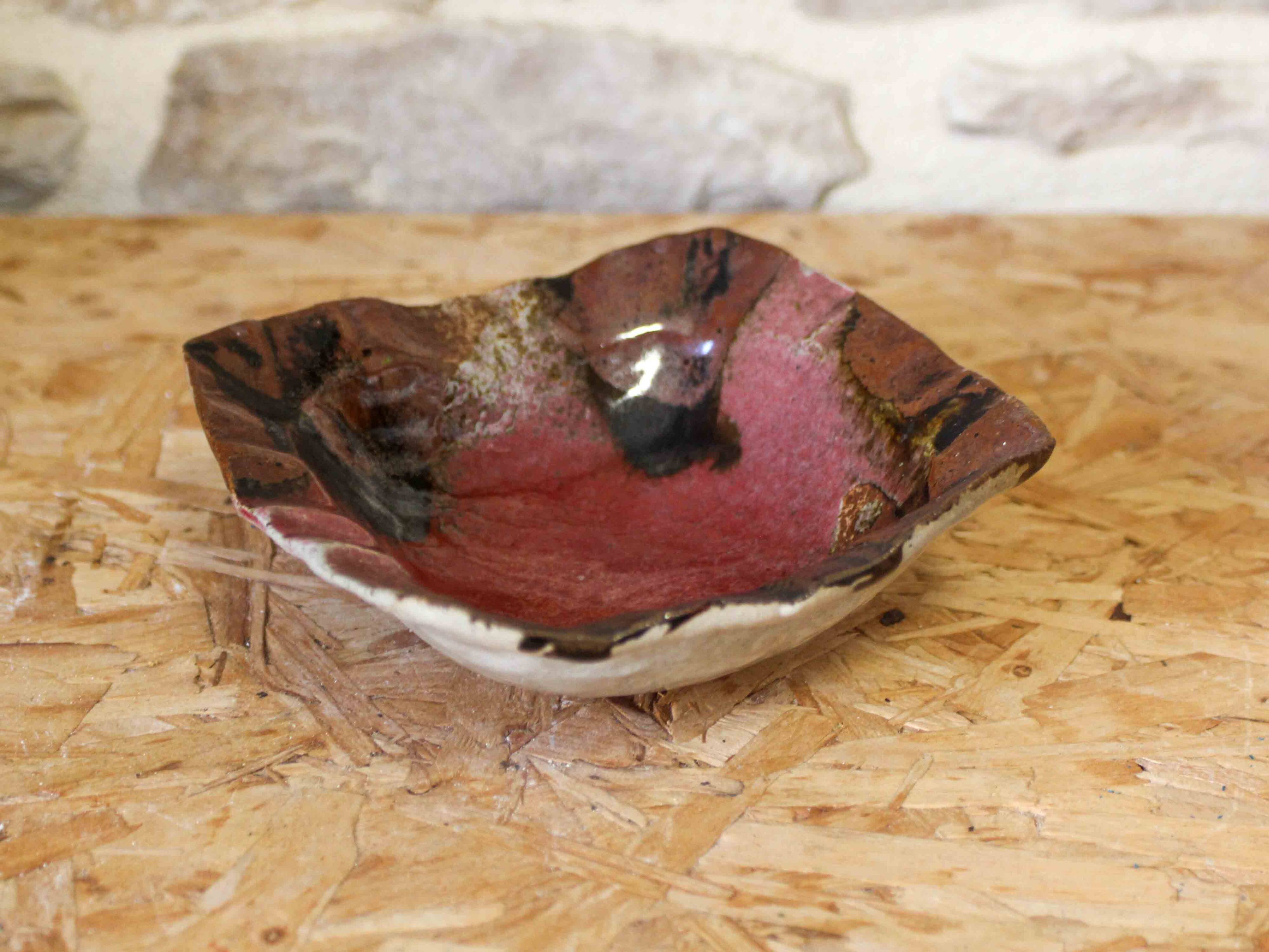 Ceramic pocket tray glazed by François Guéneau