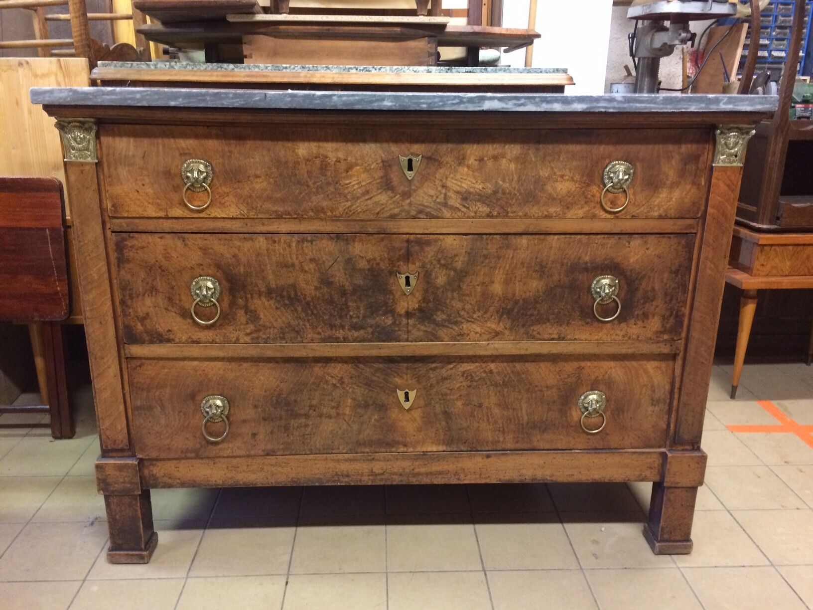 Empire dresser 3 drawers and grey marble tray