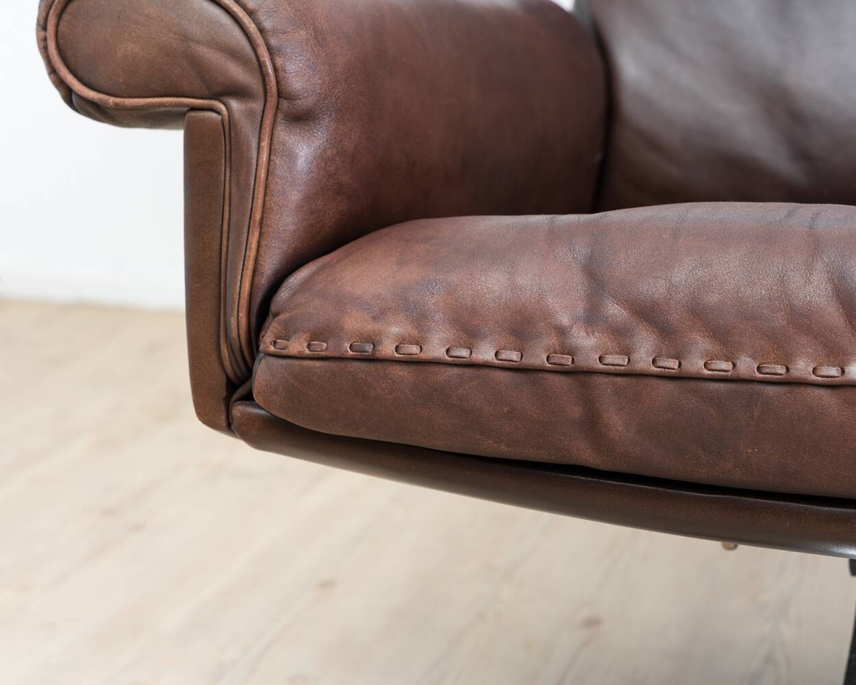 Brown leather 3-seater sofa by Sede, model DS 31, vintage 1960s.