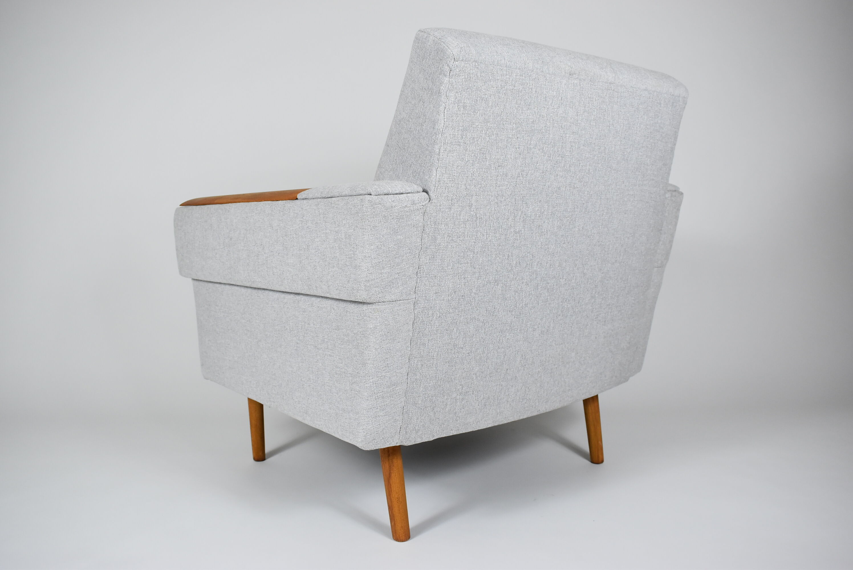 Mid-century modern armchair, restored, 1960, light grey