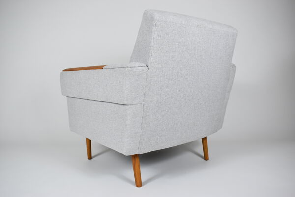 Fauteuil du milieu du siècle, restauré, 1960, gris clair