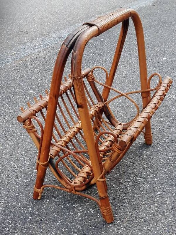 Porte-revue en rotin, années 60