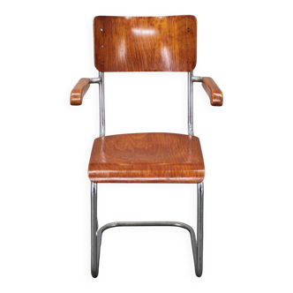 Bauhaus cantilever armchair in chrome tubular steel and beech, 1930s