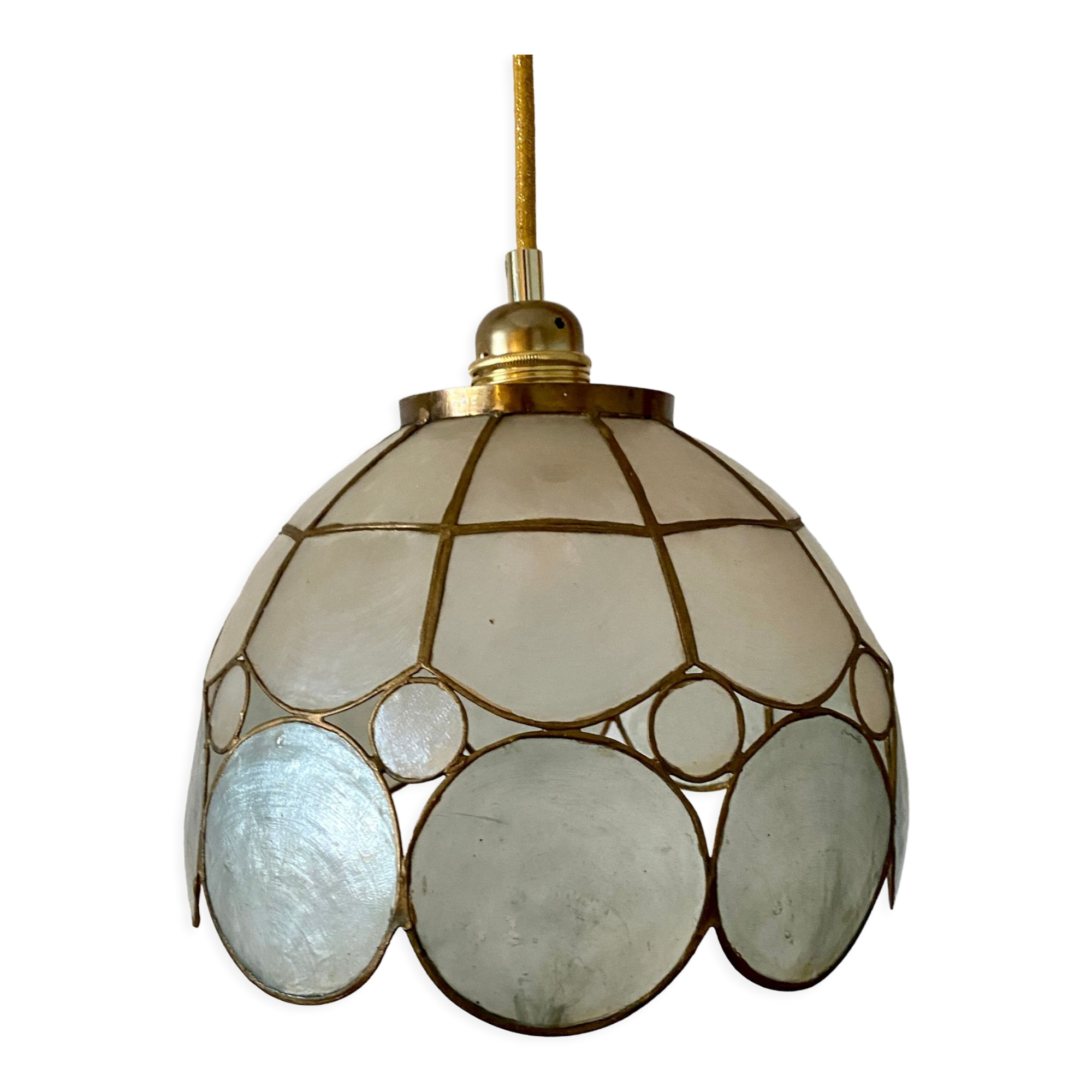 Vintage lampshade suspension in mother-of-pearl and brass