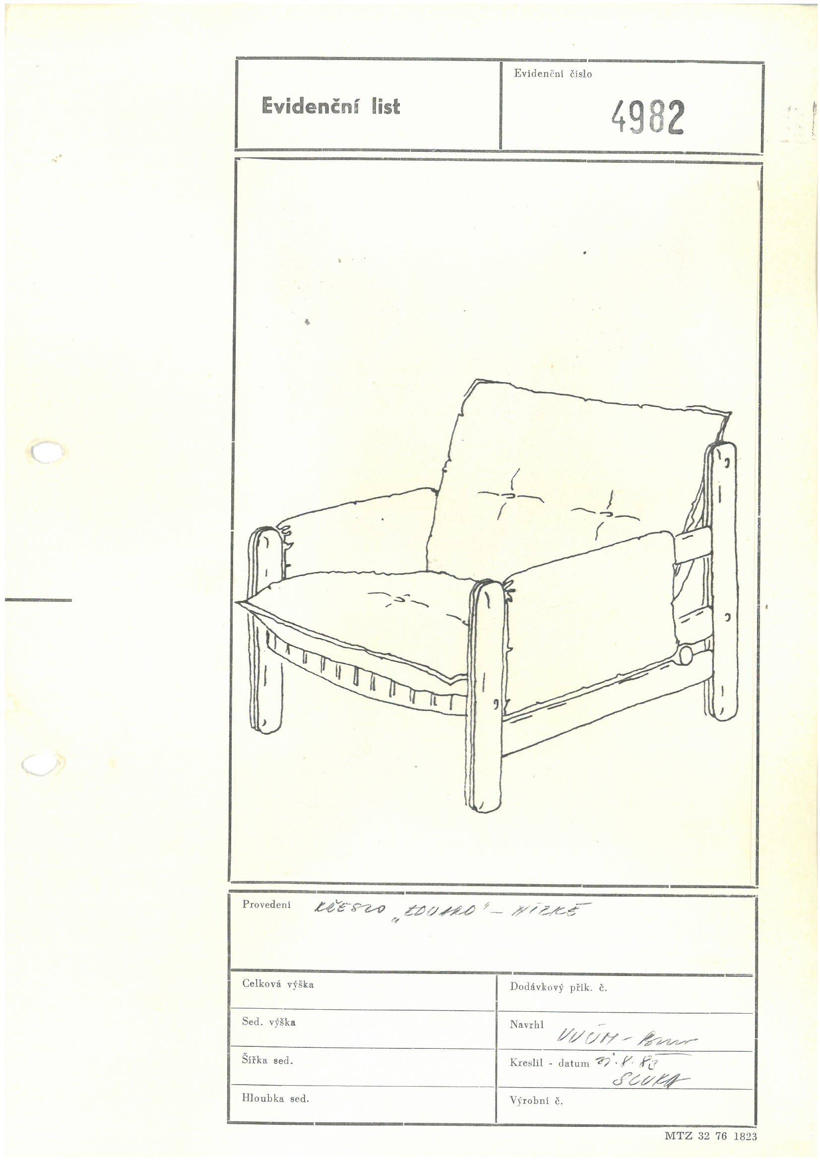 Lot de 2 chaises longues en cuir marron et noyer par Ton, Tchécoslovaquie